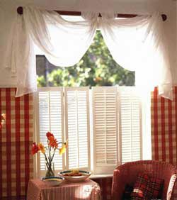 家居裝飾選擇窗簾桿也很重要