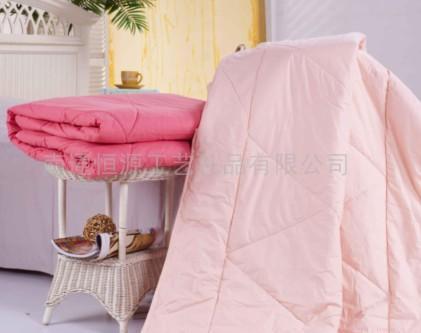 羊毛被打造會(huì)呼吸的睡眠環(huán)境