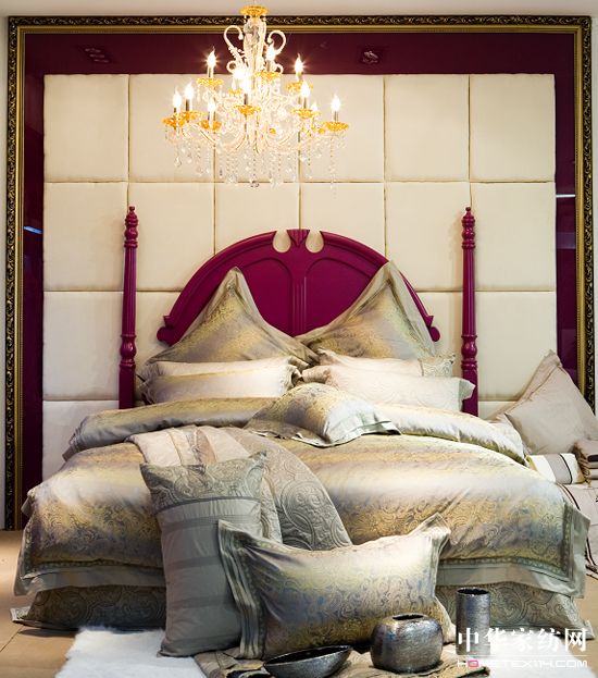 訪美國杜邦家紡副總經(jīng)理王俊