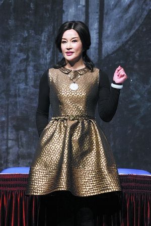 劉曉慶再赴上海主演話劇《風華絕代》