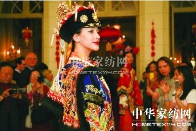 中國絲綢藝術展驚艷華盛頓