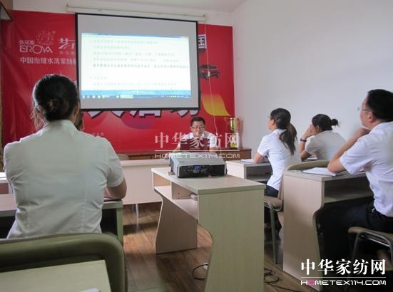 ZżҼ2013n(gu)A܇(jing)(dng)