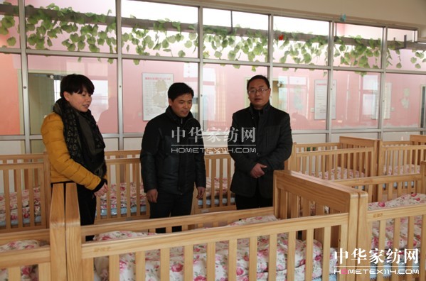 關(guān)心弱勢(shì)群體玖久持續(xù)關(guān)愛(ài)市福利院